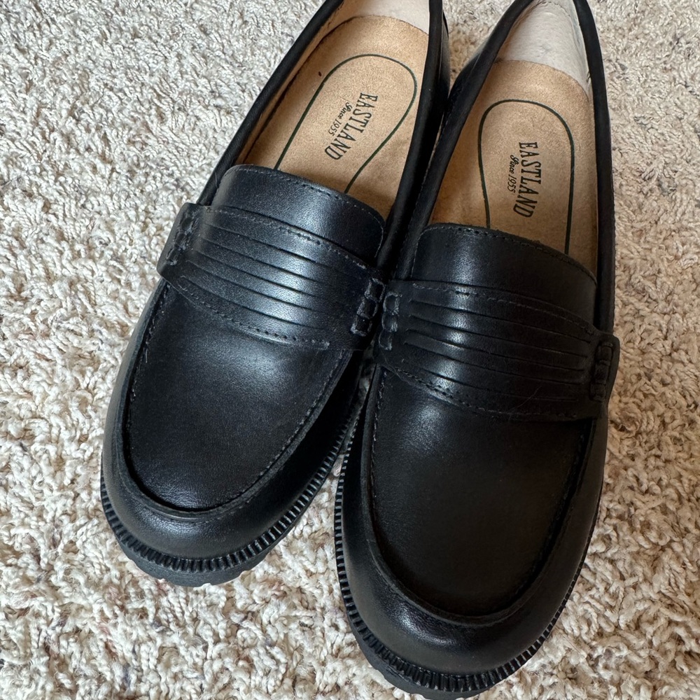 Eastland Newbury Black Loafers